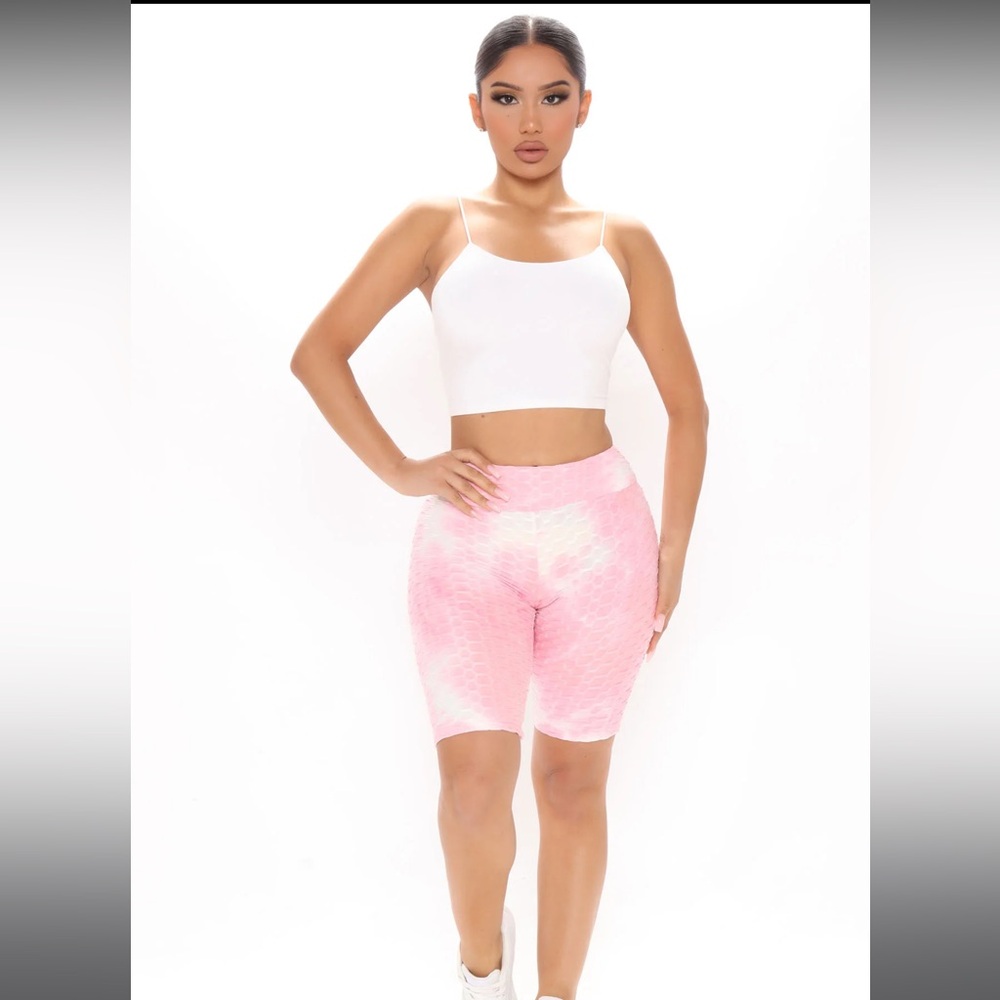 Fashion Nova Honeycomb Booty Scrunch Biker Short